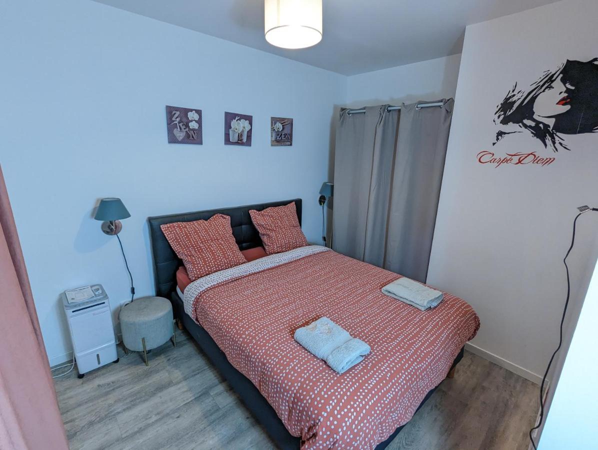 Beau-Jean, Un Cocon Sympa 5 Min A Pied Du Centre-Ville, Parking Prive, A 10 Min Du Chu Poitiers Luaran gambar